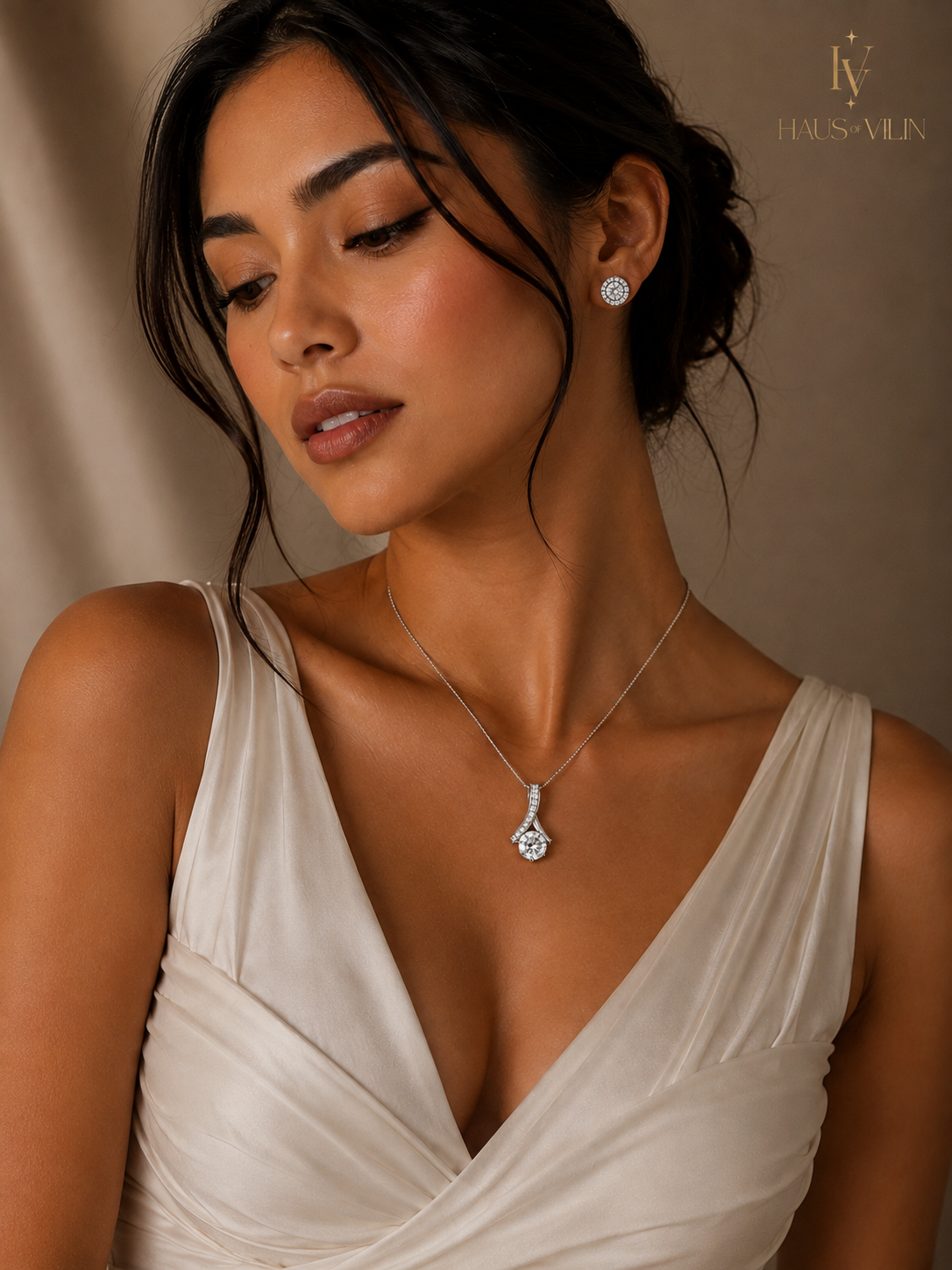 Alluring Beauty Necklace & Earring Set