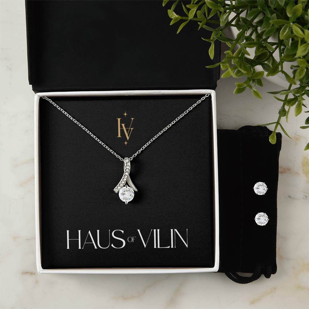 Alluring Beauty Necklace & Earring Set
