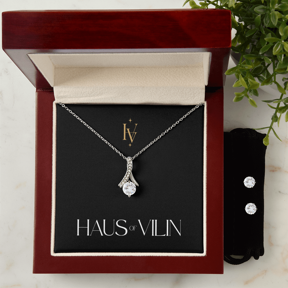Alluring Beauty Necklace & Earring Set